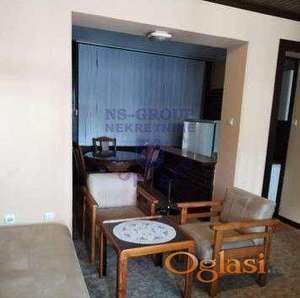 Predstavljamo vam stan na lepoj lokaciji u dobro održavanoj zgradi