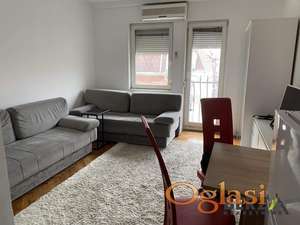  ODLIČNA PET-FRIENDLY GARSONJERA KOD MUPA