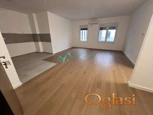 Novi Sad, Salajka - Odličan četvorosoban stan - za kupce prve nekretnine povrat PDV-a 