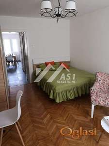 Izdajem lux jednosoban stan u Centru !!! ID#3174