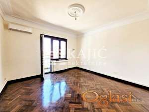 Centar,Gospodar Jovanova,95m2,3.5-odlična lokacija #3471