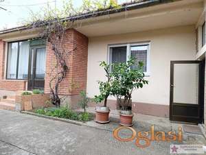 Pančevo, Vojlovica, Janka Čmelika, 92m2+112m2, 5.3a