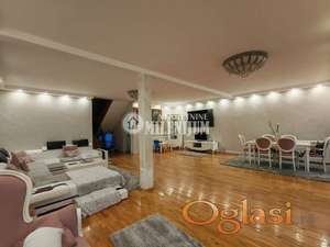 Luksuzna kuća na odličnoj lokaciji u centru Surčina ID#2233