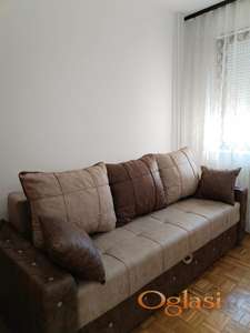 RENOVIRAN NAMEŠTEN JEDNOIPOSOBAN STAN NA NOVOM NASELJU 300 EVRA