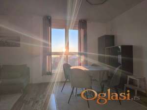 Jednoiposoban stan na prodaju, Jesenjinova, 95.000€, 43m²