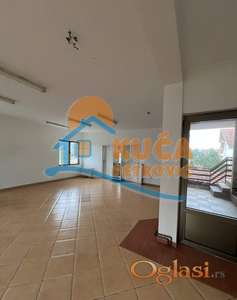 Izdaje se odličan poslovni prostor u Svrljigu, 150m2