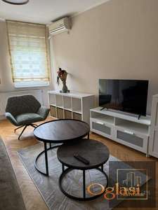 Kompletno opremljen dvosoban stan, Grbavica - Braće Ribnikar!