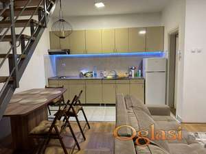 Dupleks u centru za izdavanje