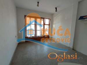 Izdaje se poslovni prostor u Brzom Brodu, 30m2