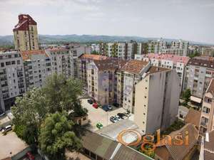 Cara Dušana, veoma svetao porodičan stan -332m2