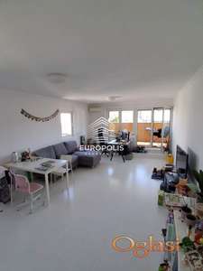 Trosoban stan – Voždovac, Bulevar oslobođenja, 84 m² ID#10337