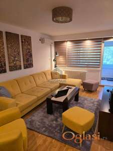 Prodaja 3.0 renoviran Bešanijska Kosa 2 ID#9735