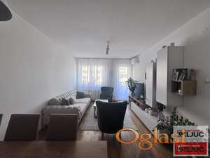 PODBARA, 61m2, Trosoban, Namešten sa parking mestom