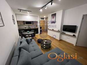 Dvosoban stan na Železničkoj Stanici