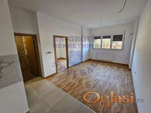 Fantastičan jednoiposoban stan u novoj zgradi u Petrovaradinu!