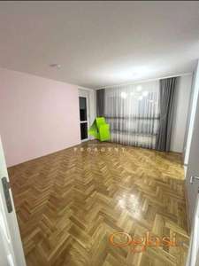 Poslovni prostor u novoj zgradi u blizini Delte ID#8696