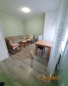 NOVI SAD,SAAJAAM,NAMESTENA GARSONJERA,ODMAH USELJIVA,SAMO ZA DEVOJKE-170 E