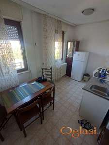 Namesten stan, odmah useljiv