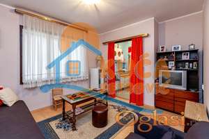 Deo kuće u blizini Doma zdravlja, 131m2