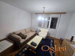 Novi Sad - Centar - TOP lokacija - Žarka Vasiljevića - komforan jednosoban stan - odmah useljivo - 400 eura