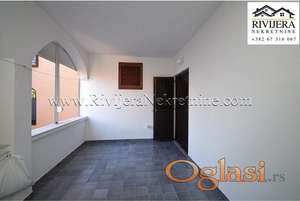 Stan Tivat Krasici 30 m udaljen od mora