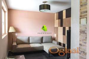 Jednoiposoban stan sa parkingom u centru ID#7896