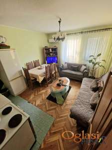 SOCIJALNO - DVOSOBAN STAN - TOP LOKACIJA!