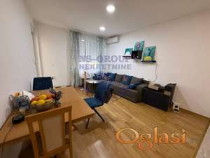 Trosoban stan na Salajci - 59m2 !