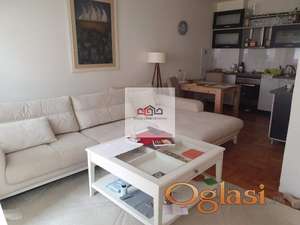 CENTAR NAMEŠTEN TROSOBAN STAN 600 EURA