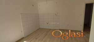 Dvoiposoban stan u Petrovaradinu