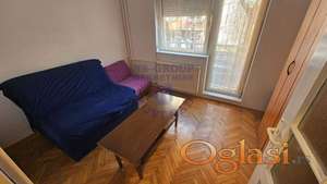 Izdaje se garsonjera na odličnoj lokaciji kod Socijalno u Novi Sad.