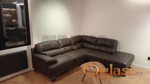 Izdaje se odličan, lux jednoiposoban stan kod Čaira, 52m2