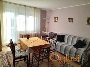 ODLIČAN TROSOBAN, PORODIČNI STAN KOD LIMANSKE PIJACE