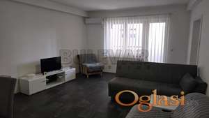 Izdaje se odličan stan u centru Niša, 54m2