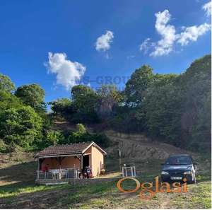 Odlican plac sa montaznom vikendicom u Cortanovcima