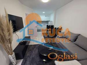 Izdaje se stan u centru grada