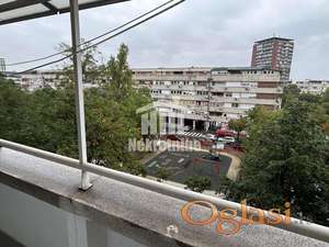 Blok 21,uknjižen na 55m2, mereno 65m2, odličan, sunčan ID#1569