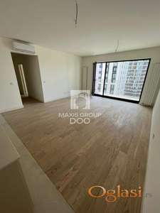 BW - lux 4.0 stan na prodaju  a može i zamena ID#1615