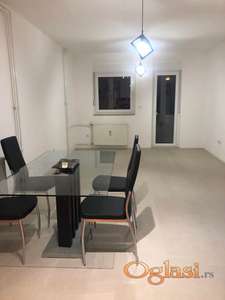 Kompletno renoviran dvosoban stan,cena je sa rezijama