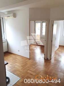 2.5 stan u Zemunu, Branka Pešića ID#2206