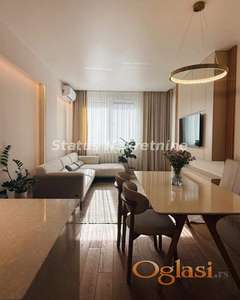 Centar-Ekskluzivan Luksuzno Namešten Petosoban stan 112 m2 sa Parkingom-065/385 8888