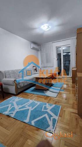 Izdaje se odličan jednoiposoban stan kod Gradske bolnice, 53m2