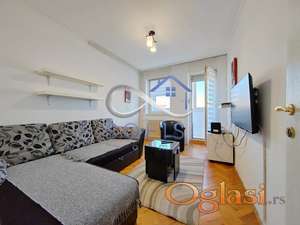 Novi Sad, Centar - Uknjižen dvosoban dupleks stan ID#1562