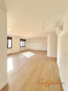 Zemun, centar, nov, 4.0, svetao, moderan ID#10133