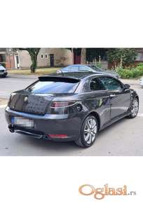 Alfa Romeo GT kacket