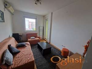 Izdaje se 1.5 stan na Novoj Detelinari