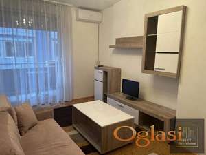 Dvosoban stan na Grbavici !