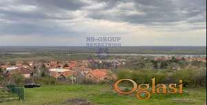 Plac u Sremskim Karlovcima