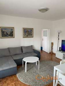 Izdaje se stan – Dedinje, preko puta Hyde Parka ID#2465