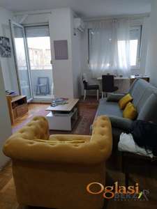  KOMFORAN, PET FRIENDLY, NAMEŠTEN JEDNOIPOSOBAN STAN, GRBAVICA